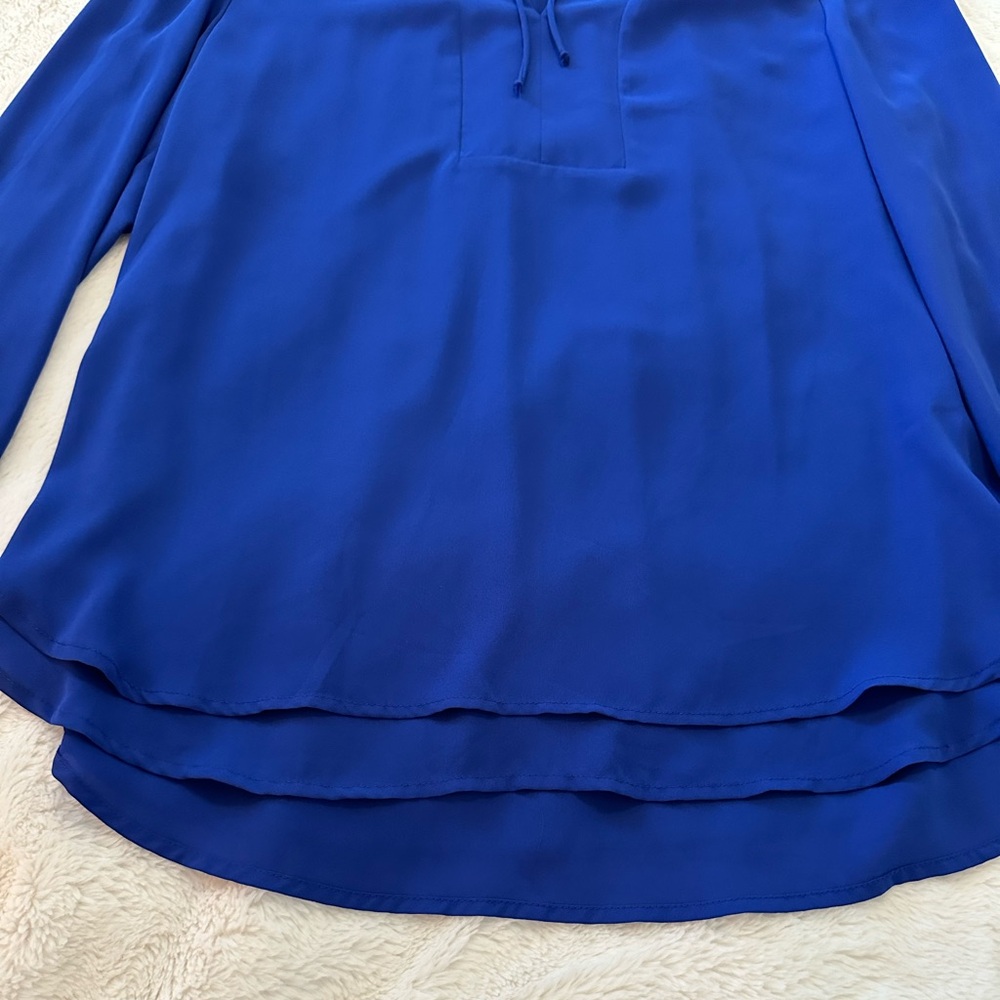 Chicos Flowy Blouse | Size 2 - Picture 2 of 6